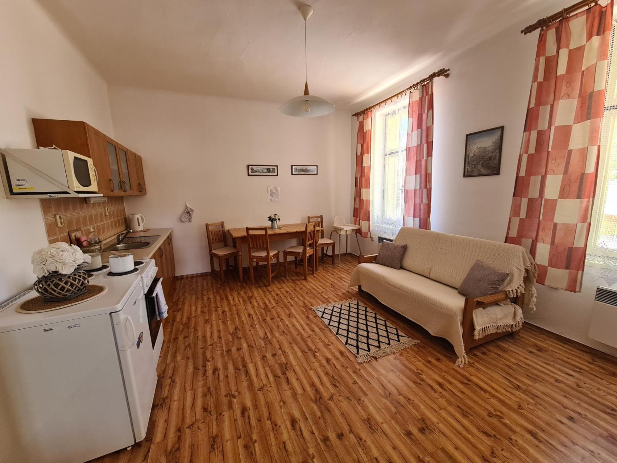 Uzkokolejky - Apartment