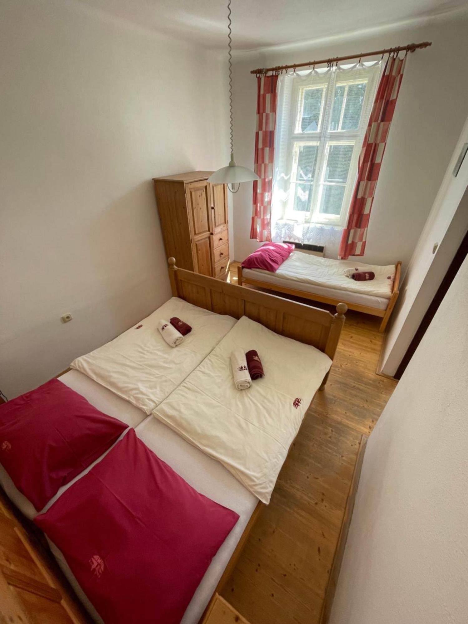 Apartment Uzkokolejky -