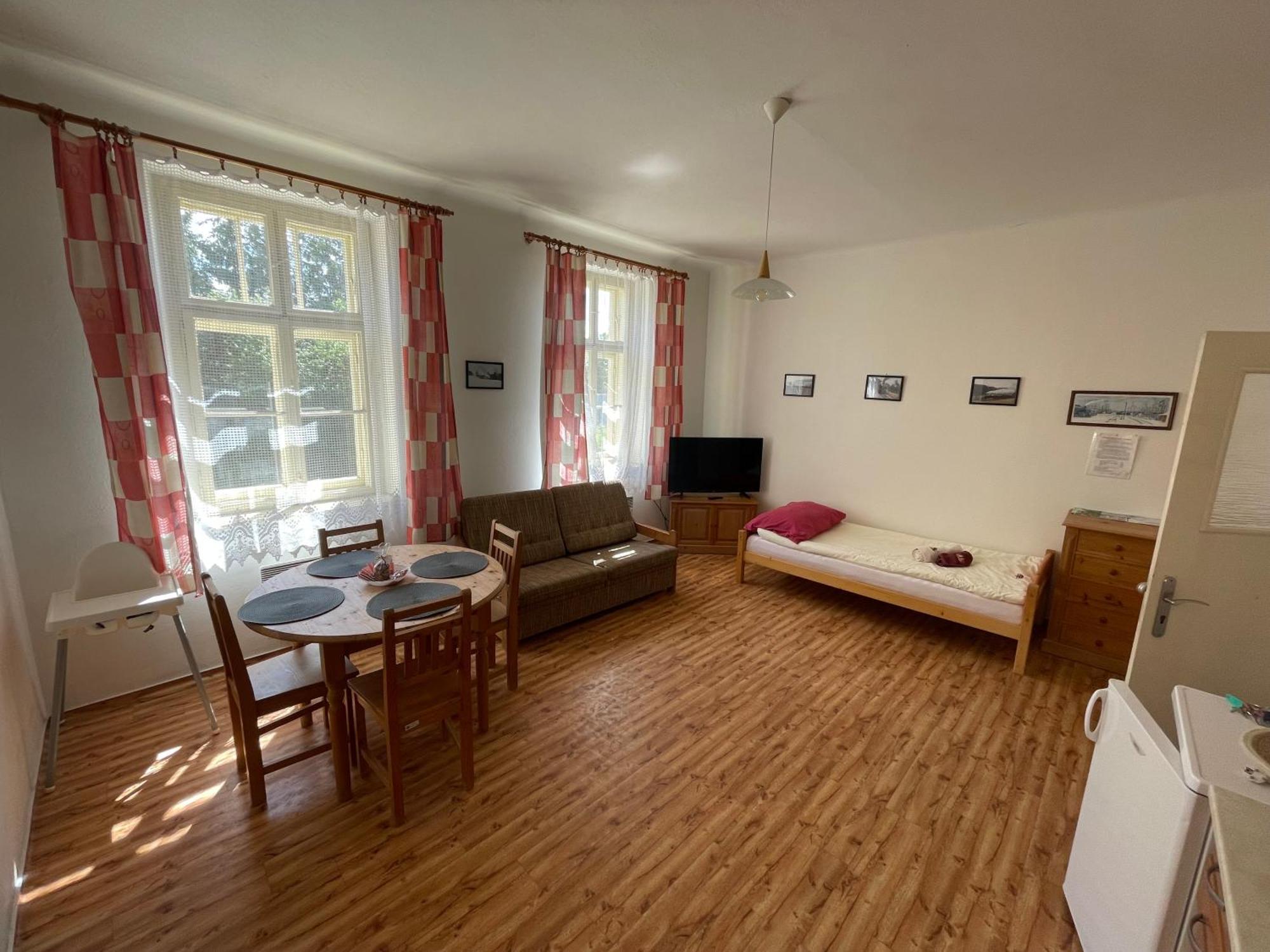 Uzkokolejky - Apartment *